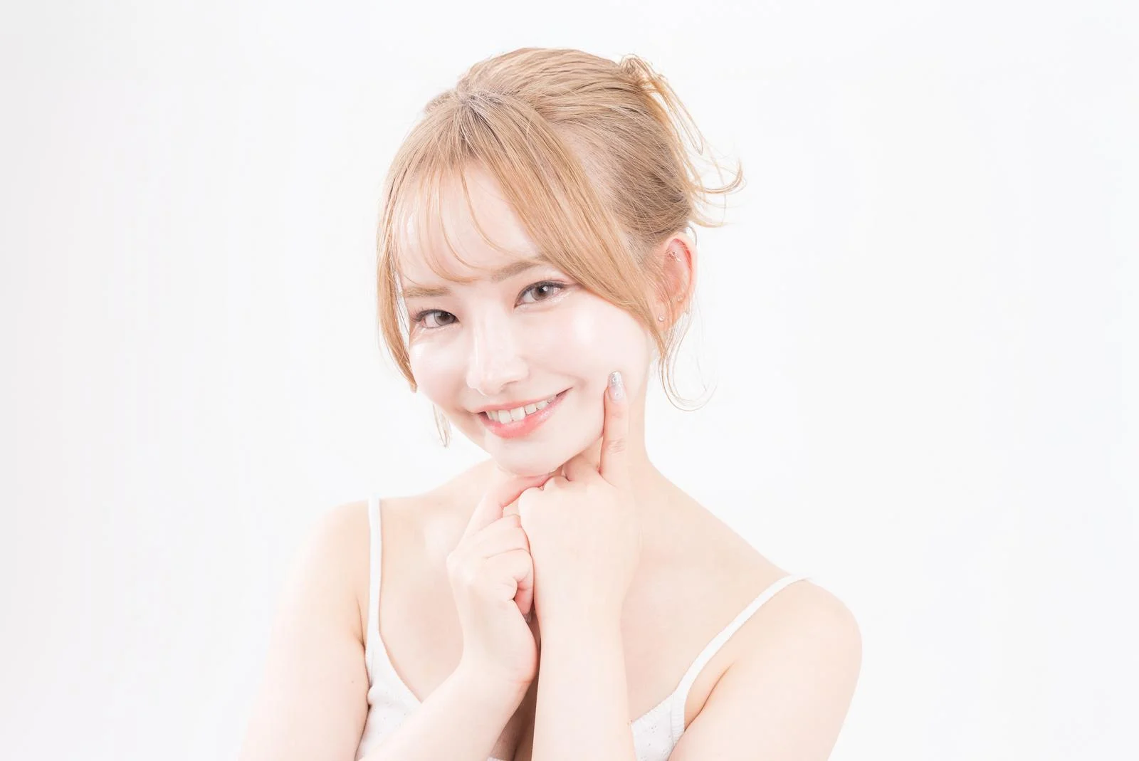 ポテンツァ ジュベルックで理想の肌へ｜効果・他薬剤との違い・注意点を徹底比較